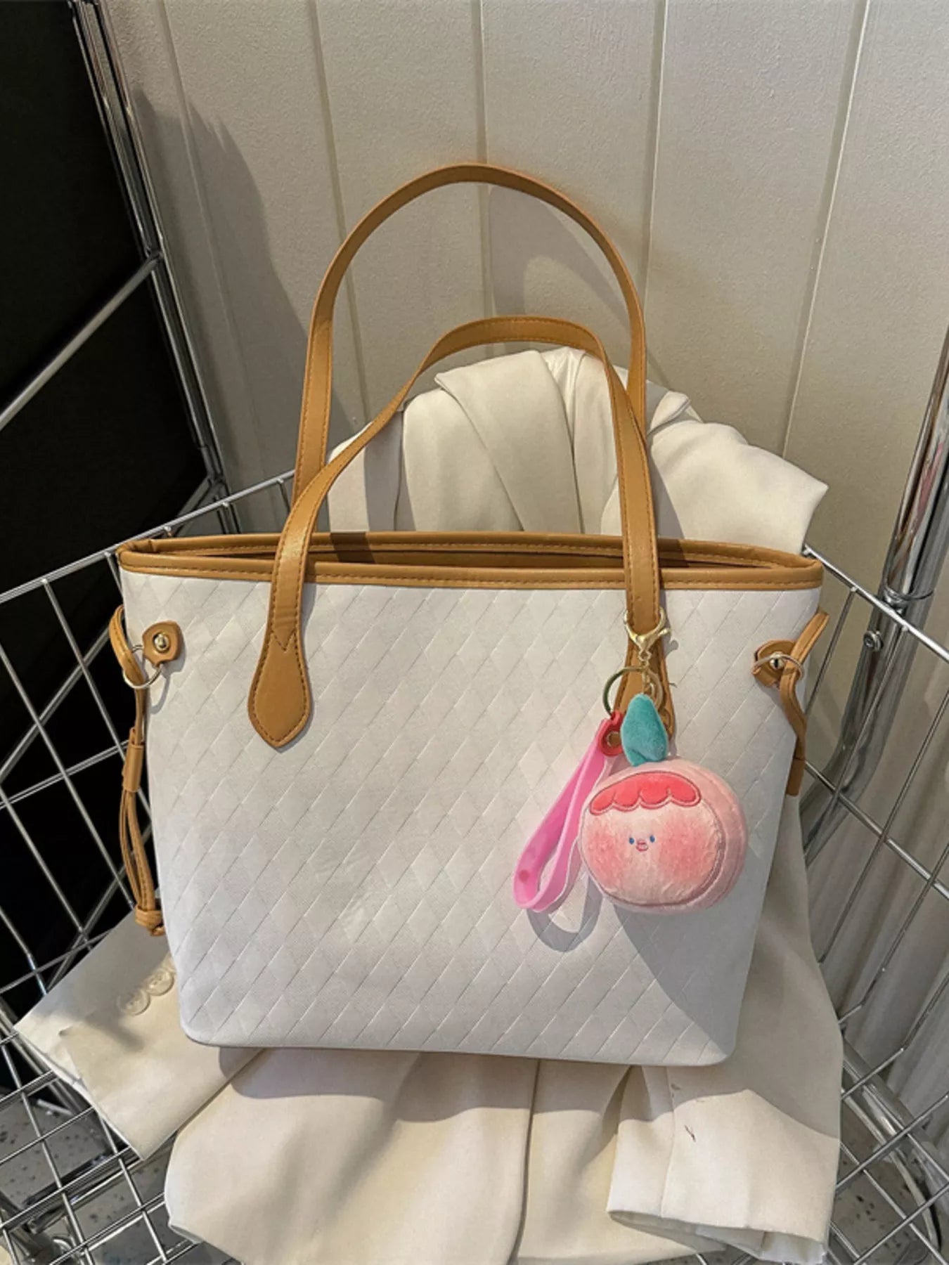 fa40b11748eb486ca04d690135bb8238-Max-Origin